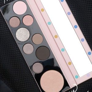Mac Prissy Princess Eyeshadow Pallette